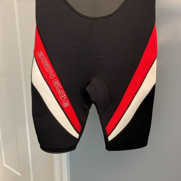 Wet suit - Picture 8 of 9